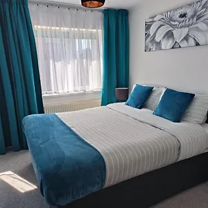 https://benjamin-gardens-holiday-home.yorkshirehotels.net